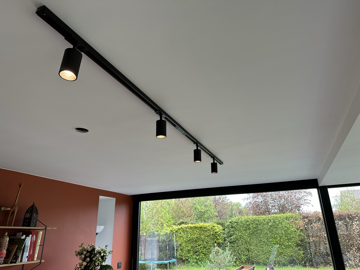 Photo de chantier d'électricité générale.